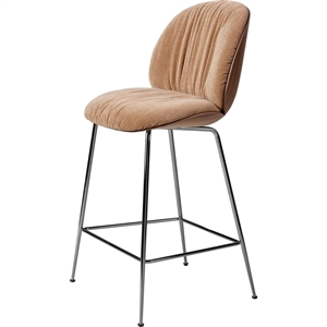 Gubi Beetle Soft Barpall H67 Svart Krom/ Amerikansk Valnöt/ Belsuede Speical/Dedar 132