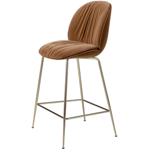 Gubi Beetle Soft Barstol H67 Mässing/Söndag/Dedar 112