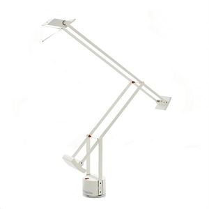 Artemide Tizio Bordslampa Vit Gratis frakt Artemide Tizio LED bordslampa 3 000 K | Lamp24.se