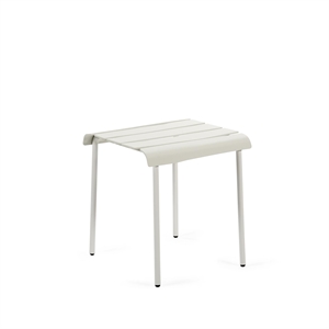 Valerie Objects Aligned Outdoor Pall Off-White
